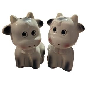 Vintage Ceramic Anthropomorphic Cow Salt & Pepper Shakers Farmhouse Set